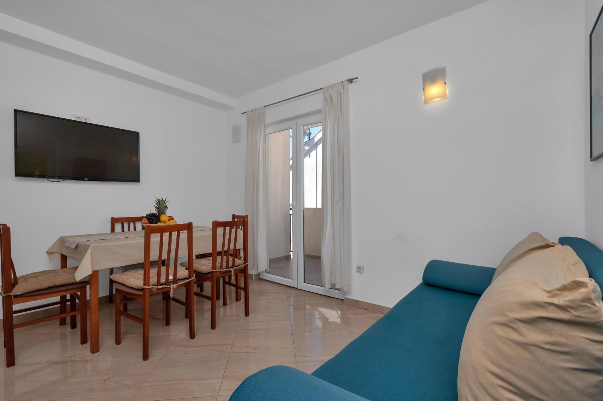 Apartments Ferdo Zivogosce Bilik gambar