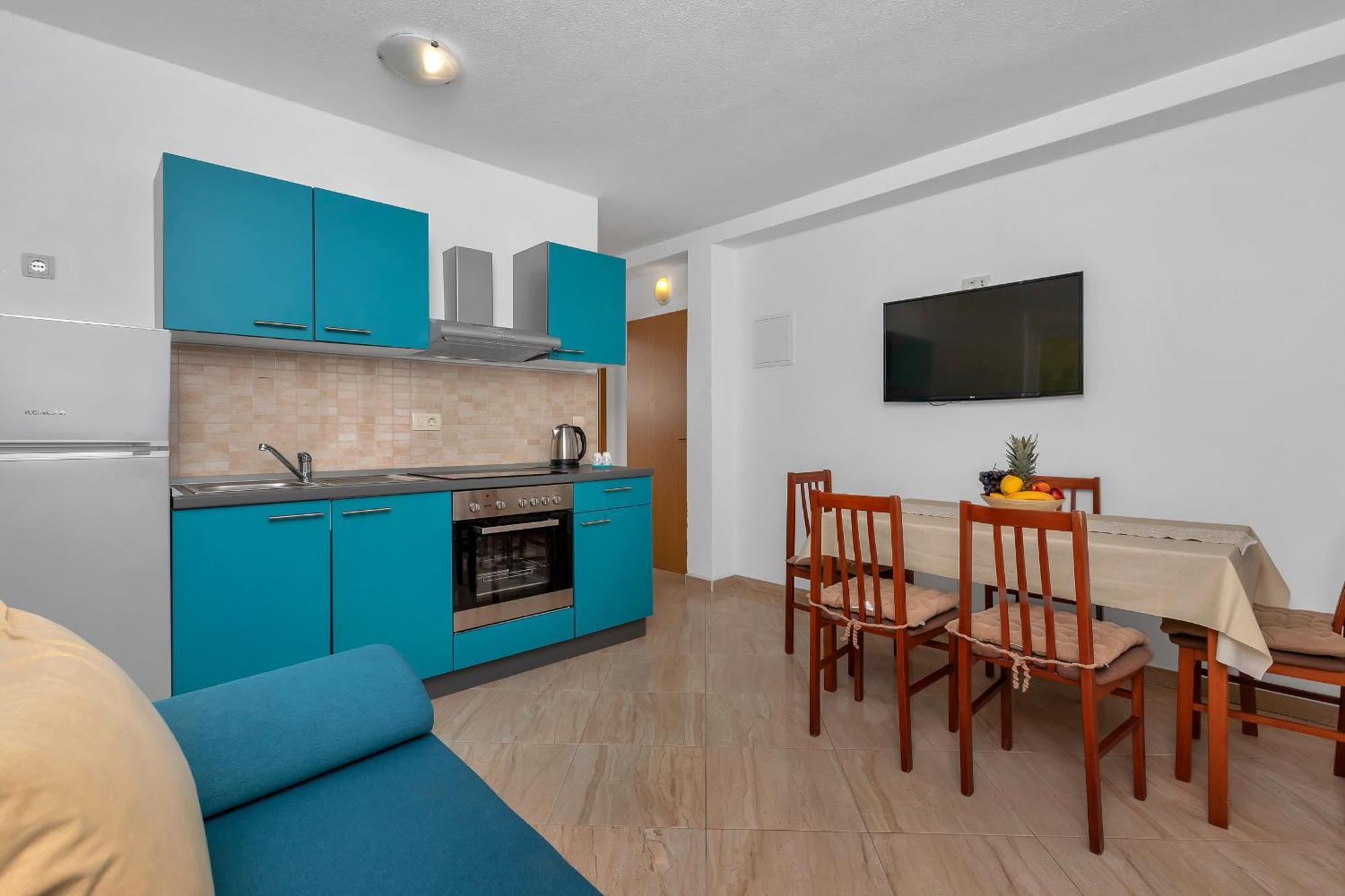 Apartments Ferdo Zivogosce Bilik gambar