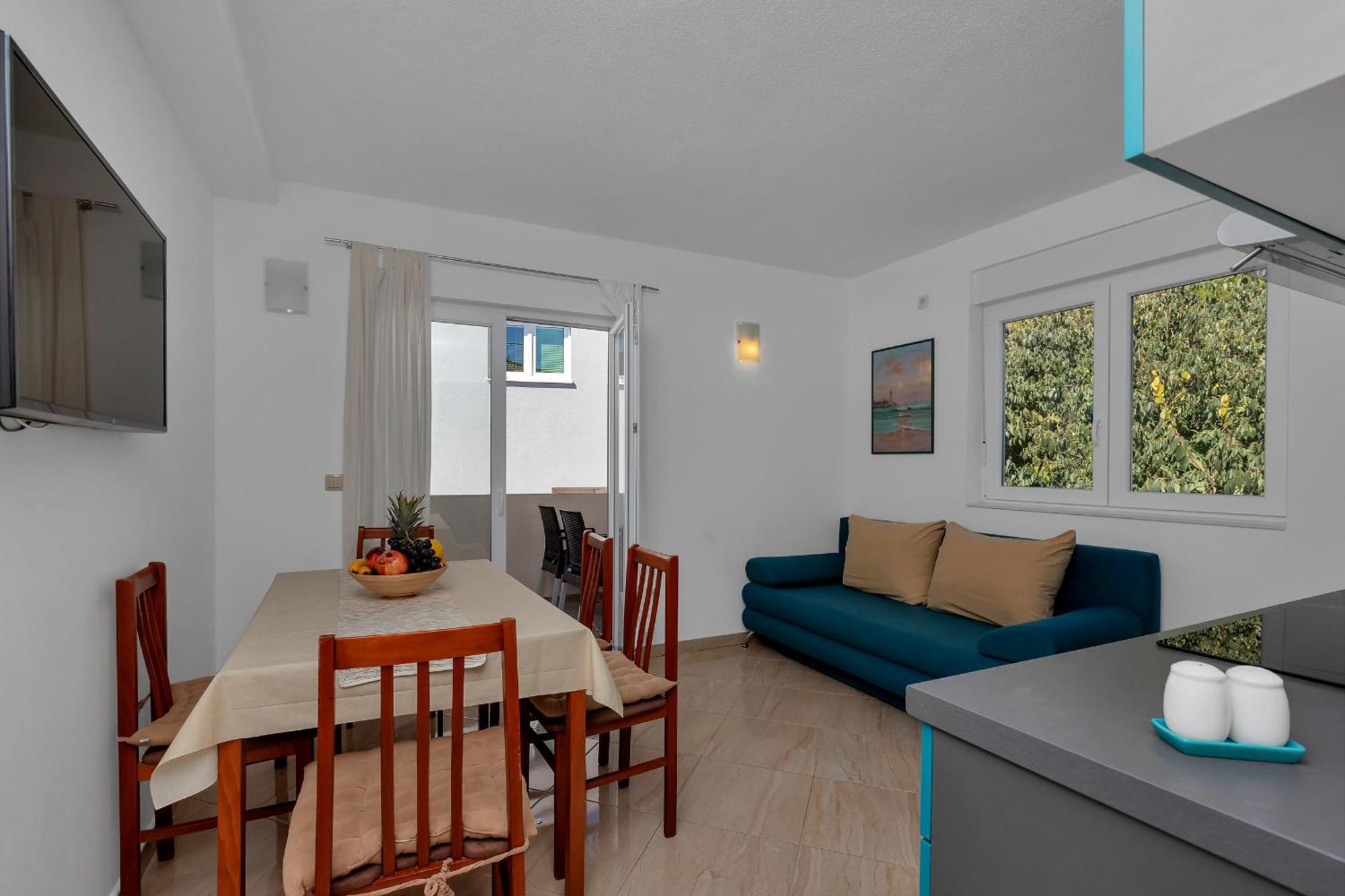 Apartments Ferdo Zivogosce Bilik gambar