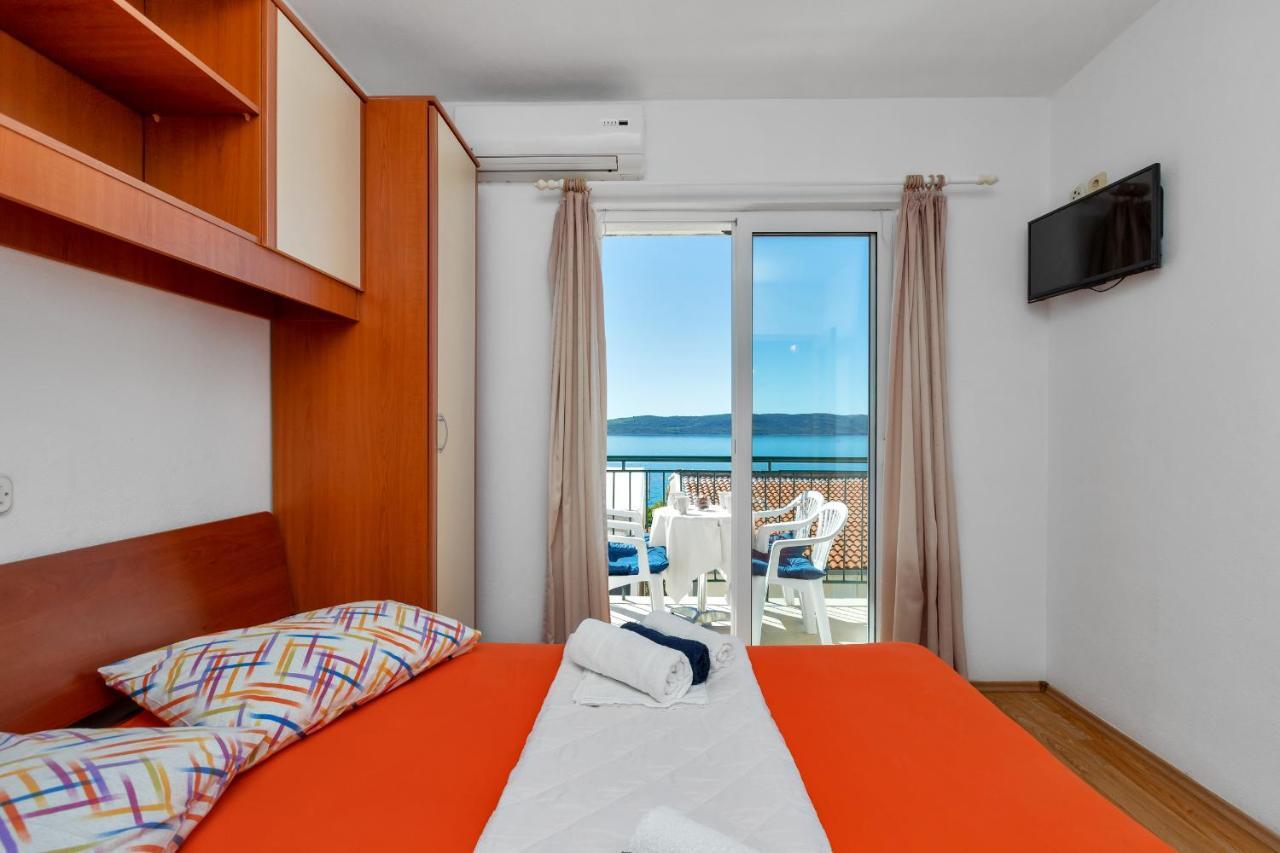 Apartments Ferdo Zivogosce Luaran gambar